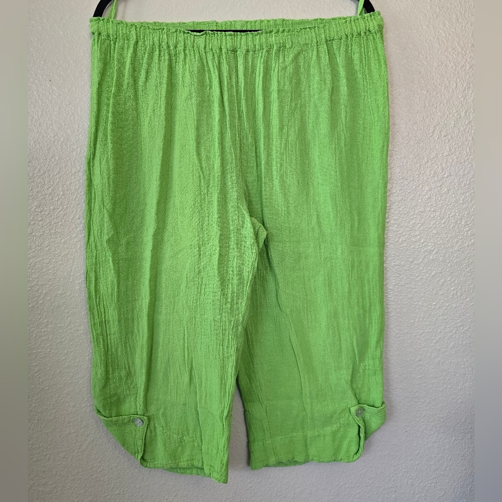 Oh My Gauze! Lime Green Beth Capris
